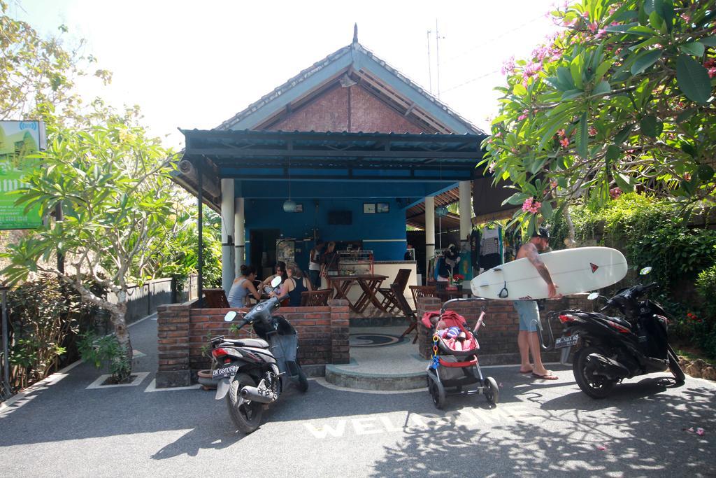 Rambo Homestay Uluwatu  Exterior photo