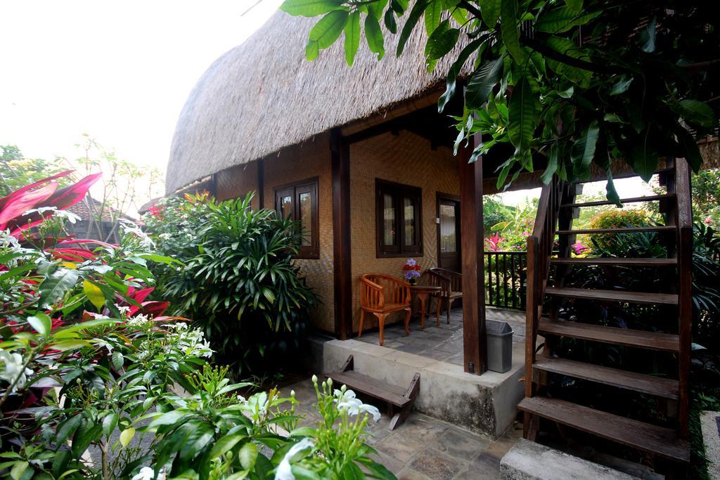 Rambo Homestay Uluwatu  Exterior photo